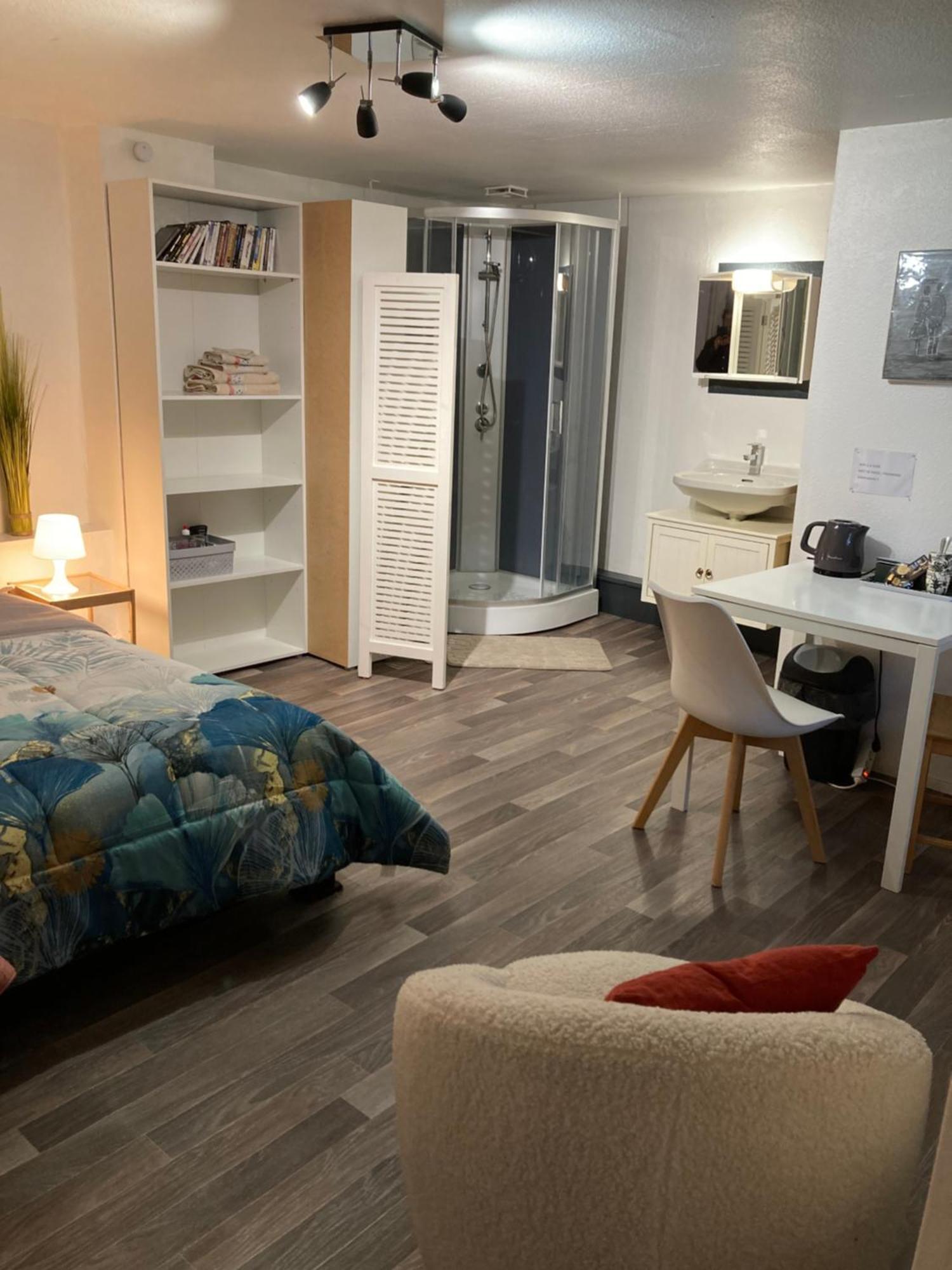 Gite D'Avalon Chambre 7 Динан Экстерьер фото